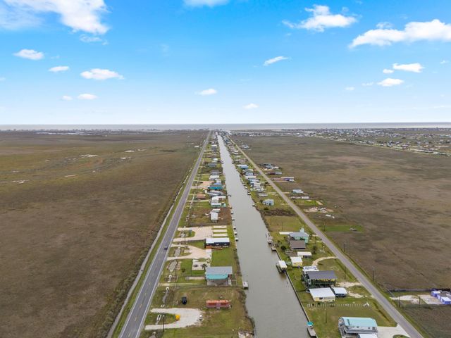 25112 Fm 457, Sargent, TX 77414