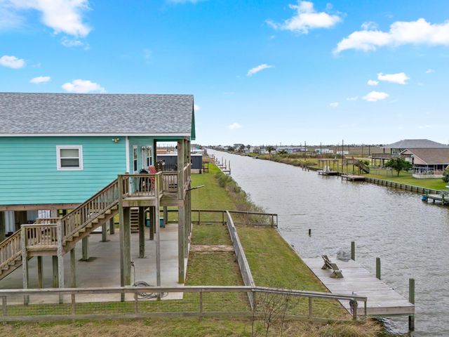 25112 Fm 457, Sargent, TX 77414