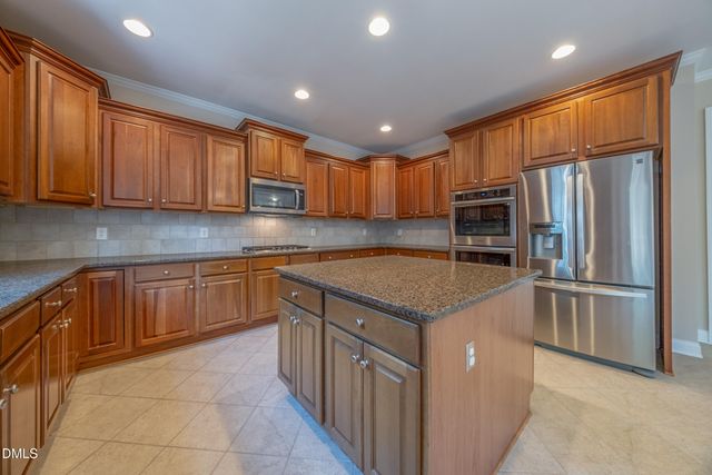 621 Halcyon Meadow Drive, Cary, NC 27519