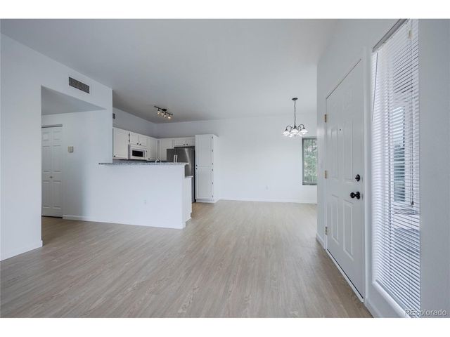 3701 Cactus Creek Ct 102, Highlands Ranch, CO 80126