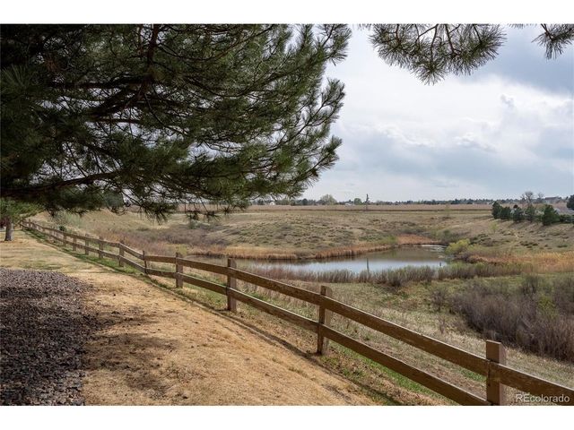 3701 Cactus Creek Ct 102, Highlands Ranch, CO 80126