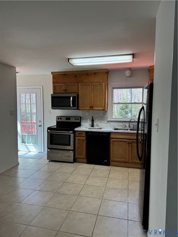 4590 Fox Chase Run, Goochland, VA 23065