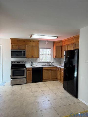 4590 Fox Chase Run, Goochland, VA 23065