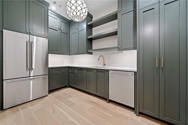 1051 Colony Drive, Alpharetta, GA 30009