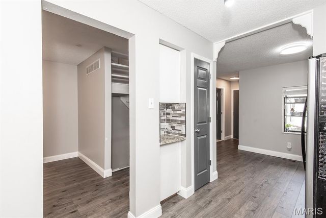 2034 Falling Brook Drive, Maryland Heights, MO 63043