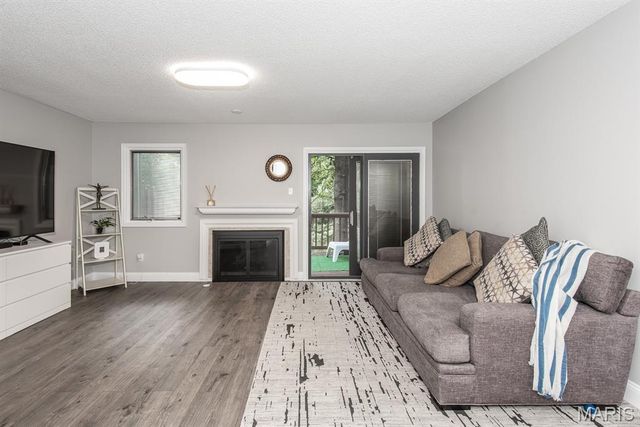 2034 Falling Brook Drive, Maryland Heights, MO 63043