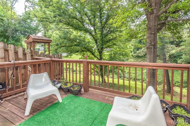 2034 Falling Brook Drive, Maryland Heights, MO 63043
