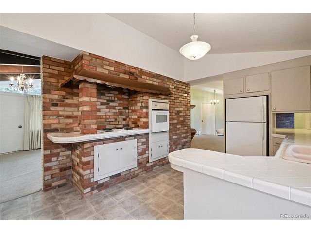 6118 S Lakeview St, Littleton, CO 80120