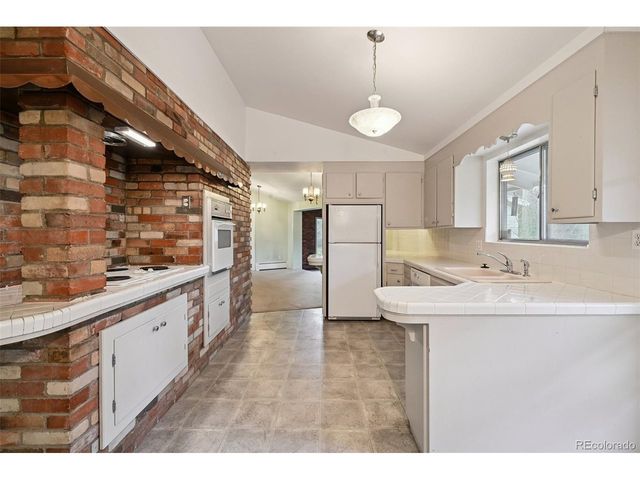 6118 S Lakeview St, Littleton, CO 80120