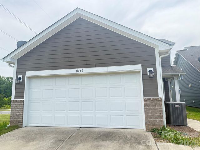 11440 Westbranch Parkway, Davidson, NC 28036