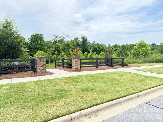 11440 Westbranch Parkway, Davidson, NC 28036