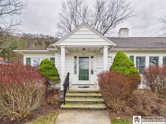 422 York Street, Olean, NY 14760