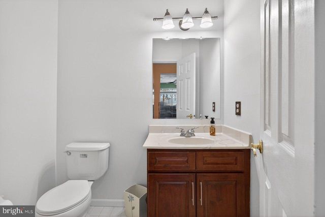 100 ASHFORD DRIVE, Plainsboro, NJ 08536