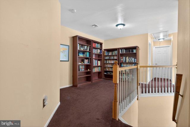 100 ASHFORD DRIVE, Plainsboro, NJ 08536