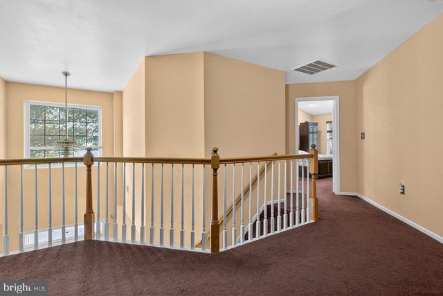 100 ASHFORD DRIVE, Plainsboro, NJ 08536