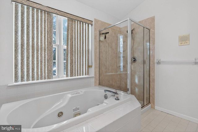 100 ASHFORD DRIVE, Plainsboro, NJ 08536