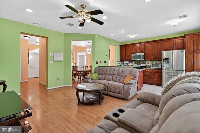 100 ASHFORD DRIVE, Plainsboro, NJ 08536