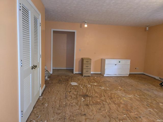 2920 Kissel Road, Evansville, IN 47720