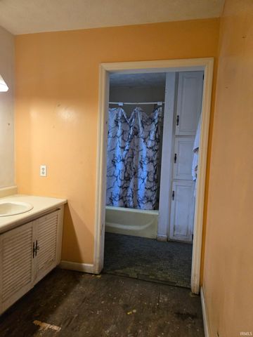 2920 Kissel Road, Evansville, IN 47720