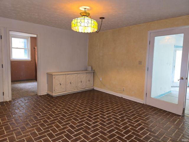 2920 Kissel Road, Evansville, IN 47720