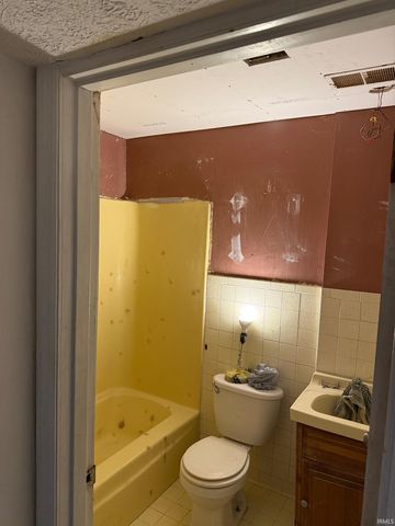 2920 Kissel Road, Evansville, IN 47720