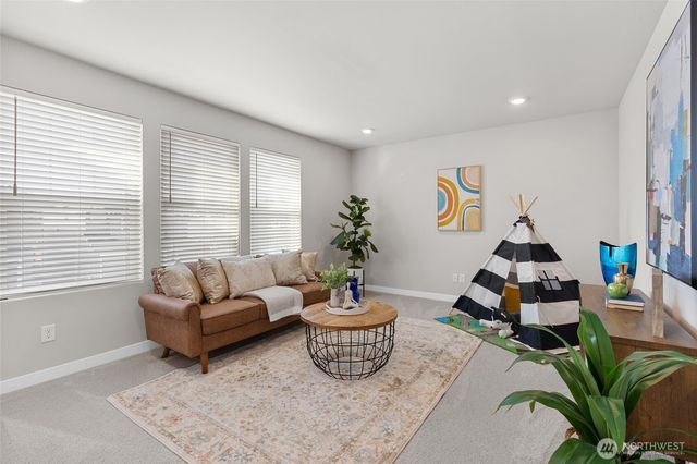 18815 111th Avenue E, Puyallup, WA 98374