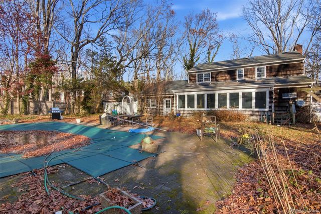 105 Rustic Road, Port Jefferson, NY 11777