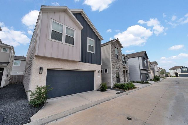 9831 Heritage Run Ln, Houston, TX 77080