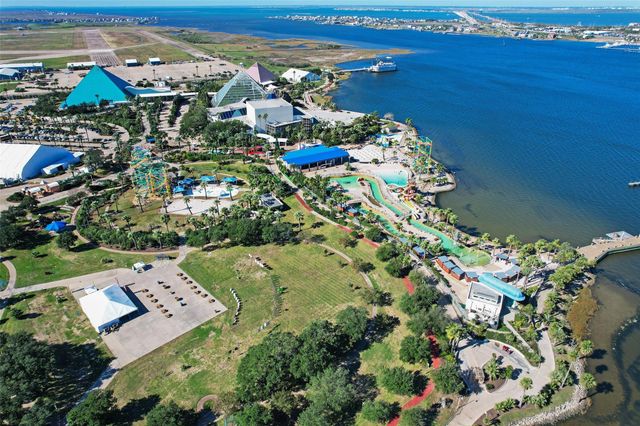 16507 Jamaica Beach Road, Jamaica Beach, TX 77554