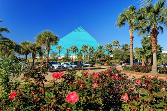 16507 Jamaica Beach Road, Jamaica Beach, TX 77554