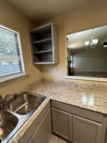 12207 Shropshire BLVD, Austin, TX 78753
