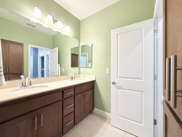 3216 Koso Ter, Davis, CA 95618