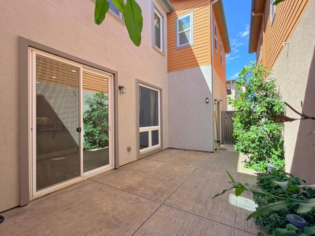 3216 Koso Ter, Davis, CA 95618