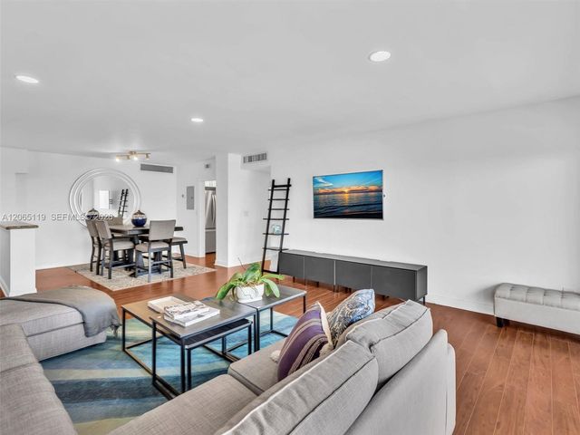 2451 S Brickell Avenue 20M, Miami, FL 33129