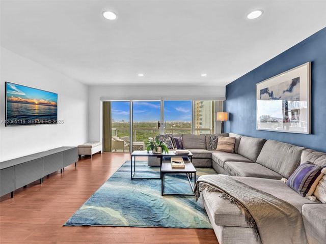 2451 S Brickell Avenue 20M, Miami, FL 33129