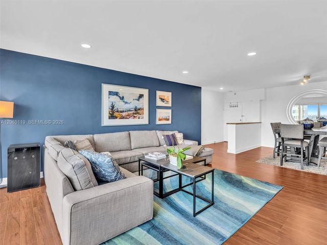 2451 S Brickell Avenue 20M, Miami, FL 33129