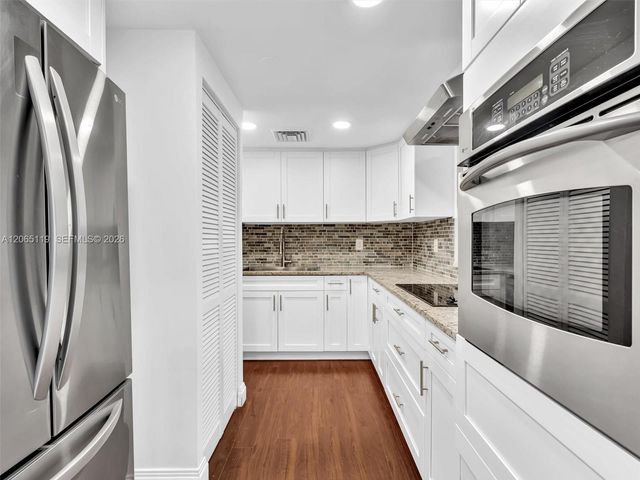 2451 S Brickell Avenue 20M, Miami, FL 33129