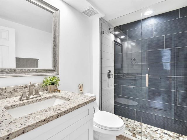 2451 S Brickell Avenue 20M, Miami, FL 33129