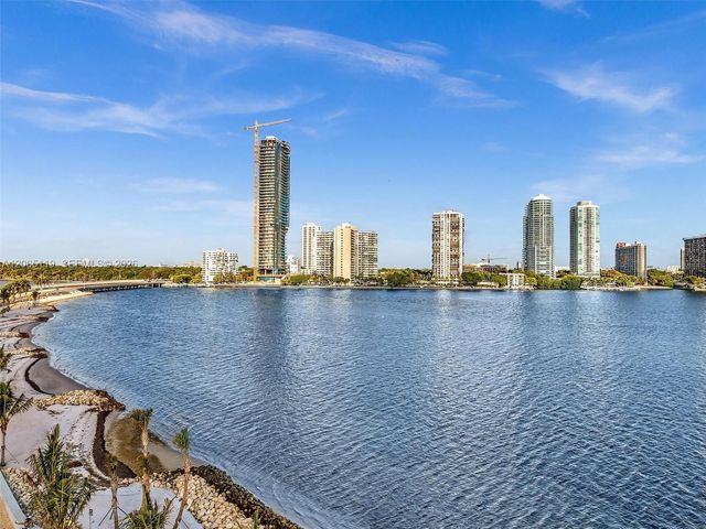 2451 S Brickell Avenue 20M, Miami, FL 33129
