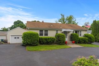 409 Evergreen Avenue, Hamden, CT 06518