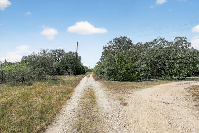 TBD TRACT B McDonald LN W J, Cedar Creek, TX 78612