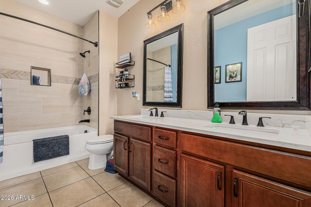 3700 E BLUE SPRUCE Lane, Gilbert, AZ 85298