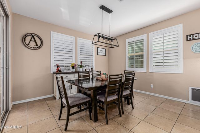 3700 E BLUE SPRUCE Lane, Gilbert, AZ 85298