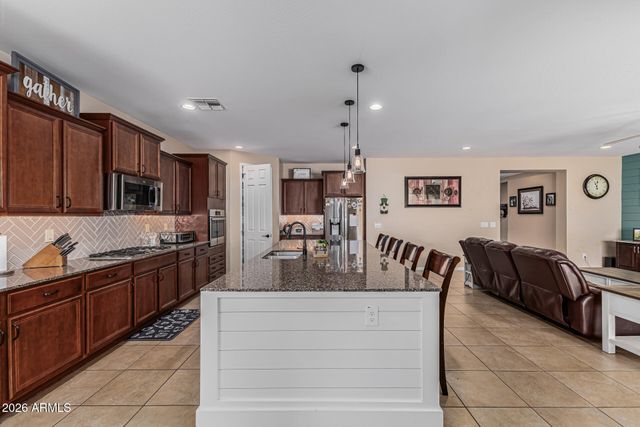 3700 E BLUE SPRUCE Lane, Gilbert, AZ 85298