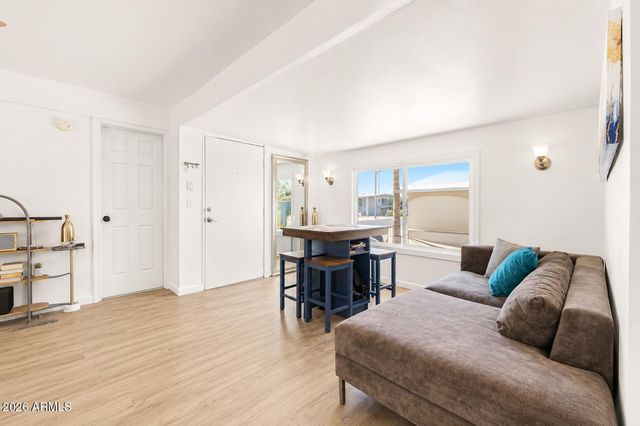 2650 W Union Hills Drive 51, Phoenix, AZ 85027