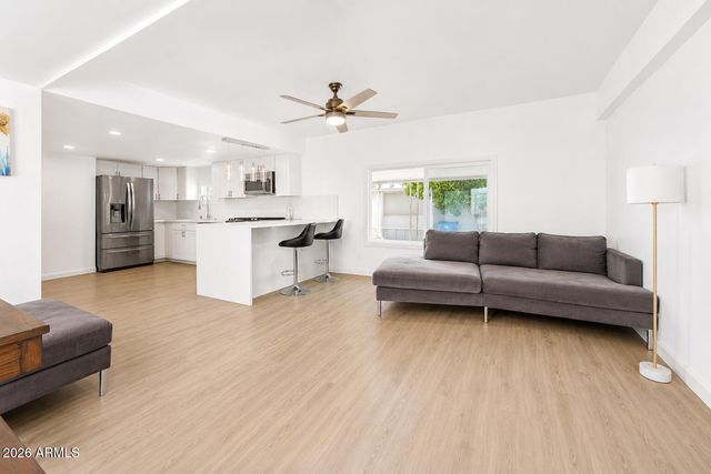 2650 W Union Hills Drive 51, Phoenix, AZ 85027
