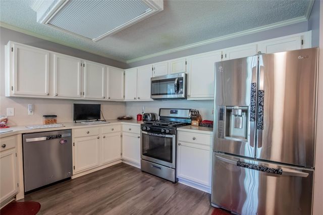 1631 Ridgebriar Drive, Houston, TX 77014