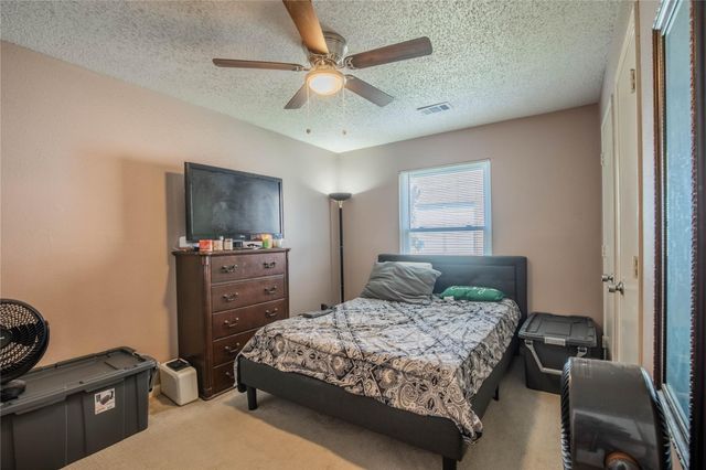 1631 Ridgebriar Drive, Houston, TX 77014