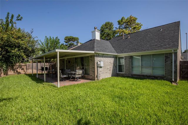 1631 Ridgebriar Drive, Houston, TX 77014
