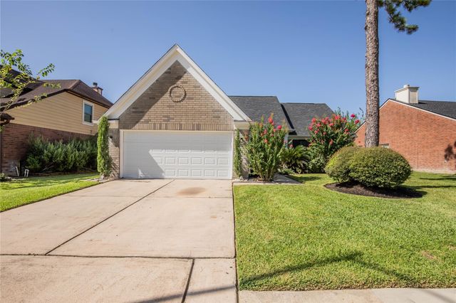 1631 Ridgebriar Drive, Houston, TX 77014